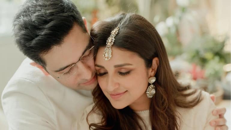 First Meeting in London Interestingly, Parineeti first met Raghav during a conference in London, but at that moment, she didn’t recognize him. What started as a casual interaction gradually grew into a friendship. That first meeting became the starting point of their bond, which developed naturally over time. Looking back, it feels like fate had its own script ready — one that would take them from strangers to soulmates.