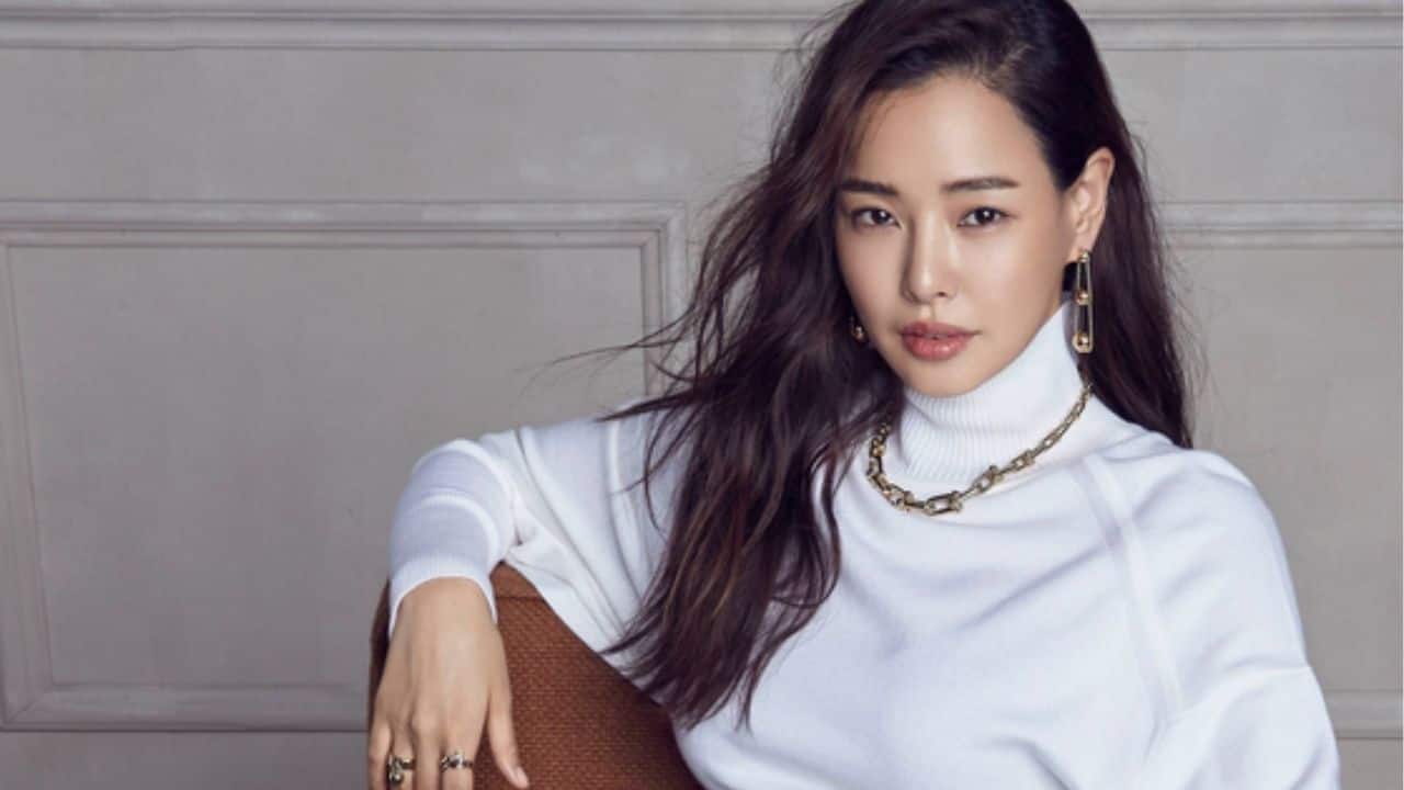 Korean actress Lee Ha Nee celebrates birth of her second child