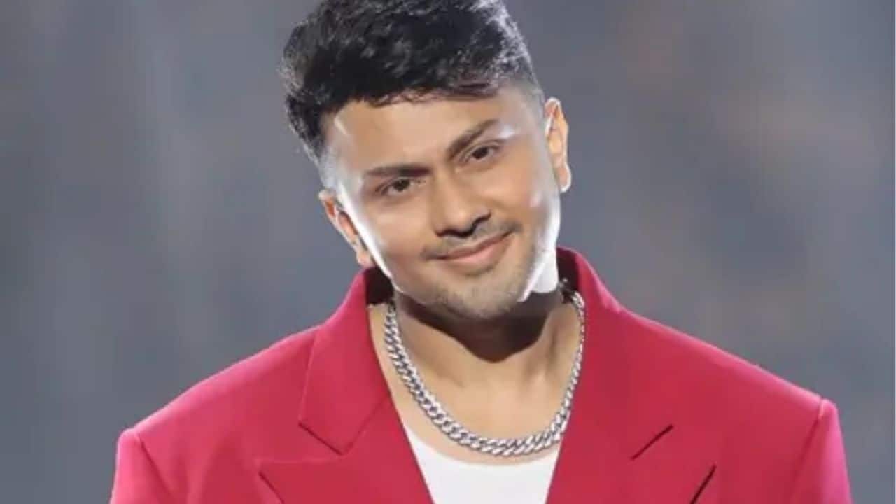Bigg Boss 19 contestant Awez Darbar talks about his heartbreak, says "Muje rehna hi nahi kisi ke sath"