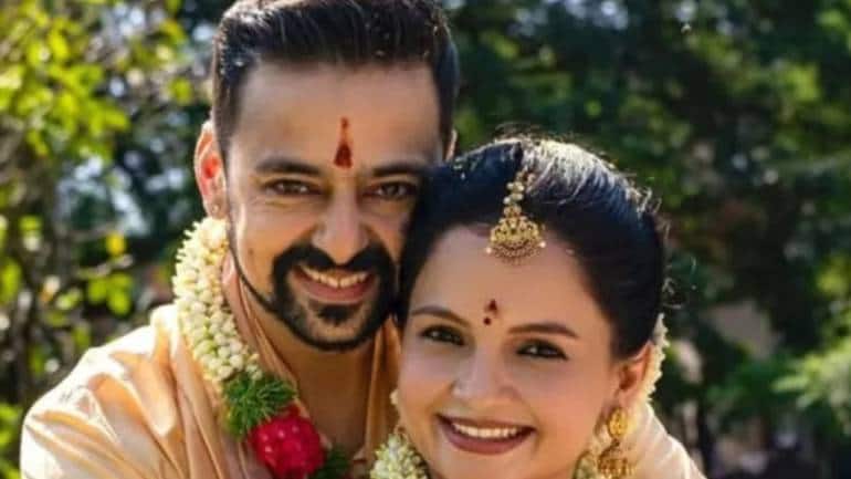 Varunn’s claim to fame and his acting journey Varunn got popular after playing a pivotal role in Diya Aur Baati Hum. The actor played the brother of the male lead. He was recently seen essaying in Ghum Hai Kisikey Pyaar Meiin.
