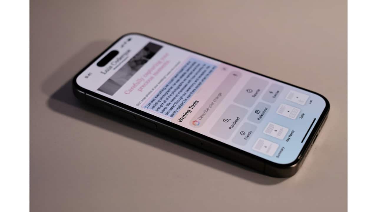 AI is Apple’s next internet-level shift  Cook described AI as “as big or bigger” than the internet, smartphones, and cloud computing. He told staff: “Apple must do this. Apple will do this. This is ours to grab.” Cook urged employees to integrate AI into their work, warning that failure to do so would risk Apple being “left behind.”