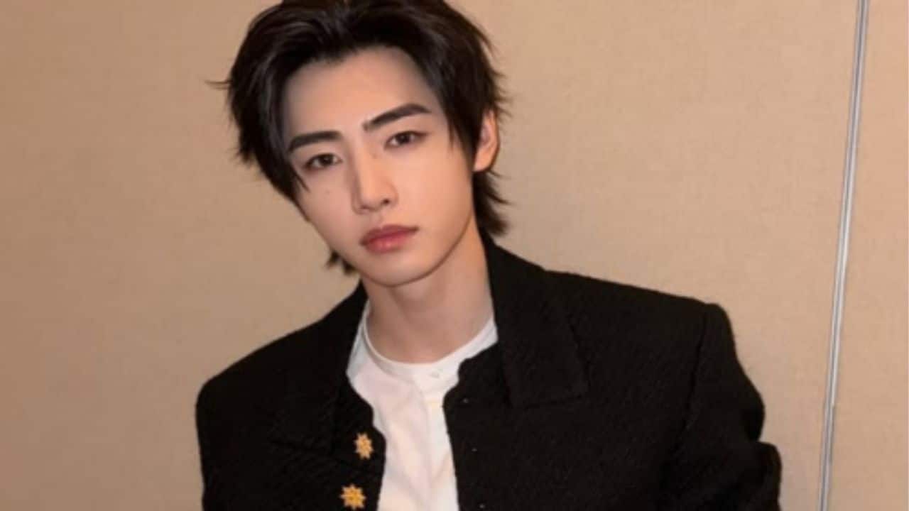 ENHYPEN’s Sunghoon faces backlash over keyring resemblance to TXT’s Yeonjun merchandise