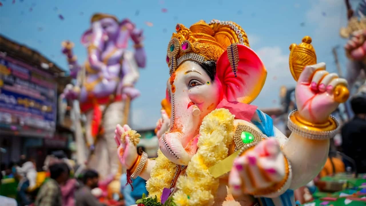 Ganesh Chaturthi 2025: 7 fasting tips to get instant energy back