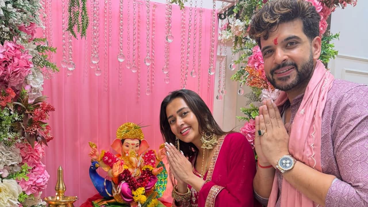 Tejasswi Prakash shares glimpses of Ganesh Chaturthi with Karan Kundrra, performs aarti