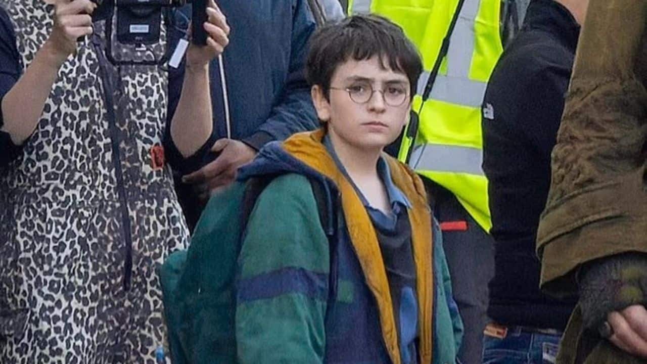 New actor for Harry Potter Making his first appearance on screen, young actor Dominic McLaughlin has been cast in the lead role. Fans have gotten an initial look at his performance and his on-screen chemistry with Hagrid from photos of them in character together. This choice has become a significant topic of conversation among followers of the series. New actor for Harry Potter Making his first appearance on screen, young actor Dominic McLaughlin has been cast in the lead role. Fans have gotten an initial look at his performance and his on-screen chemistry with Hagrid from photos of them in character together. This choice has become a significant topic of conversation among followers of the series.