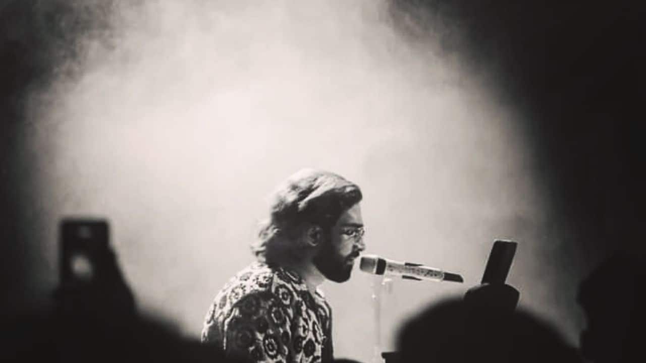 MeToo allegations on Anu Mallik Amaal publicly disassociated himself from his uncle during the MeToo movement, claiming he was ashamed of the sexual harassment claims and that he thought there could be no smoke without fire. MeToo allegations on Anu Mallik Amaal publicly disassociated himself from his uncle during the MeToo movement, claiming he was ashamed of the sexual harassment claims and that he thought there could be no smoke without fire.