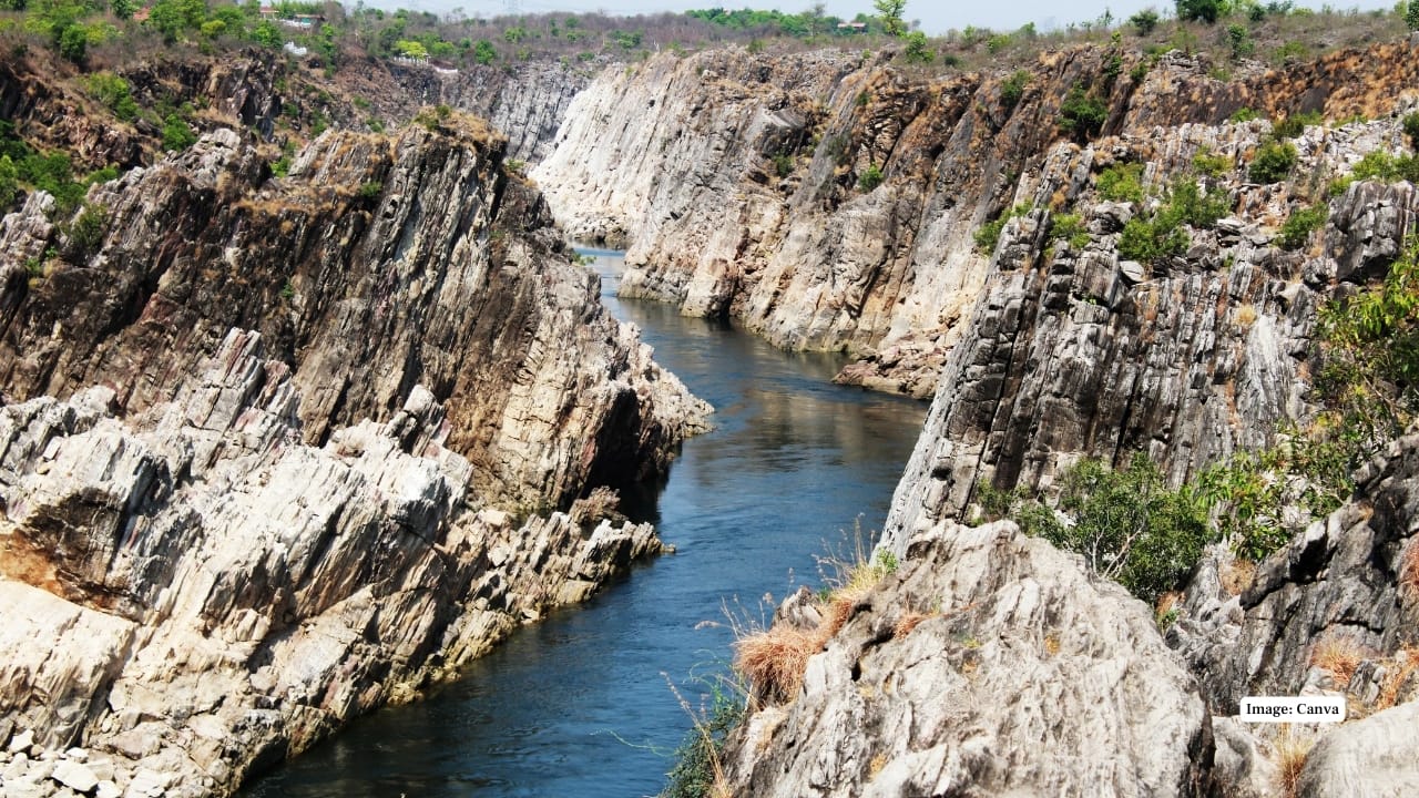 Why Bhedaghat’s Marble Rocks in Madhya Pradesh Are a Must-See Under Moonlight