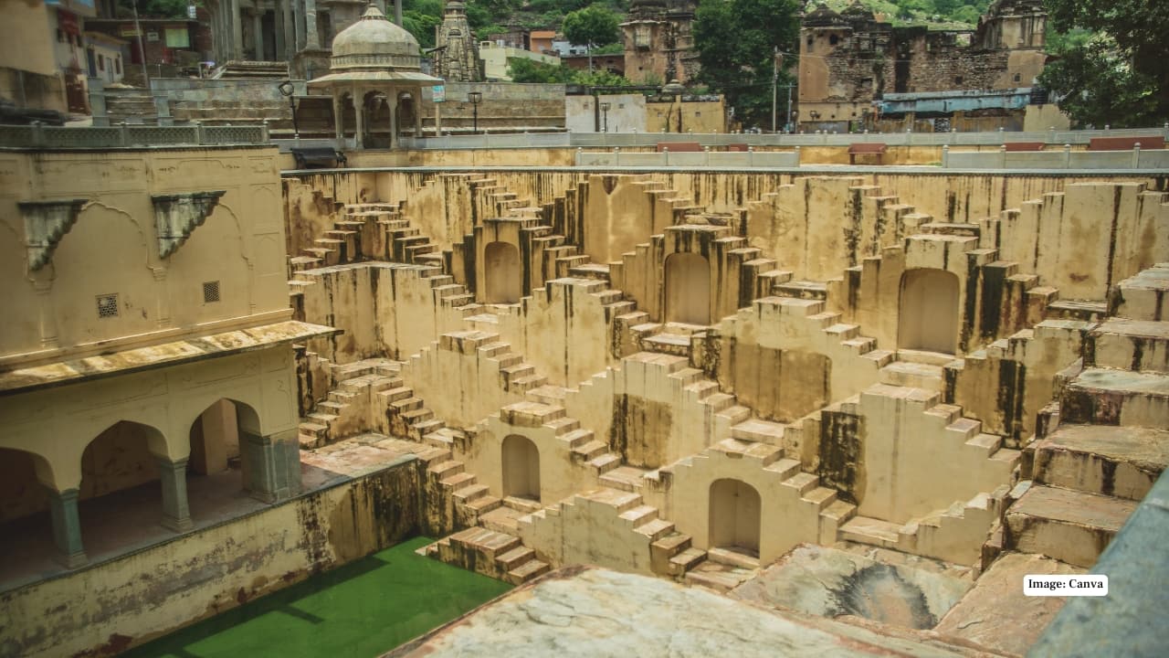 4. Panna Meena ka Kund – Jaipur’s Best-Kept Secret Tucked away near Amber, this stepwell’s hypnotic zig-zag stairways are an architectural playground for photographers. It’s offbeat, symmetrical, and oh-so-Instagrammable. (Image: Canva)