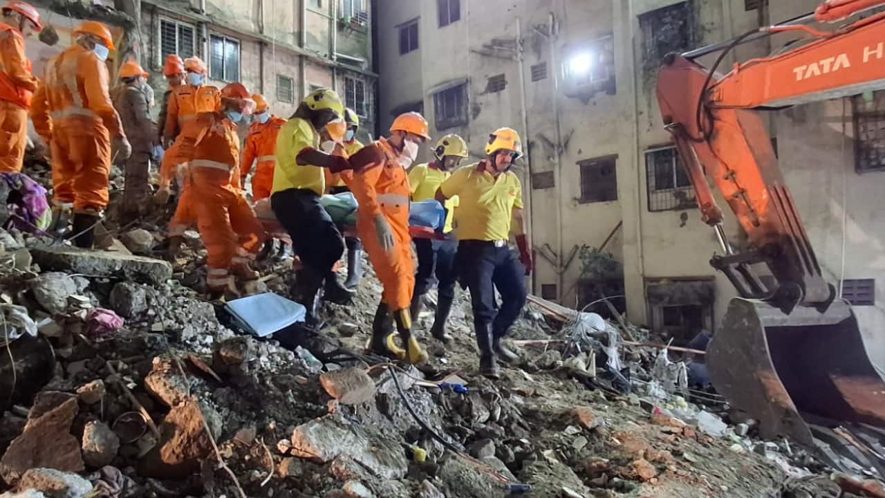 The structure had collapsed not only on itself but also over an adjoining chawl, instantly turning the area into a scene of destruction. “Every step was dangerous. We had to carefully remove debris to avoid harming those trapped below,” The Indian Express quoted an NDRF official as saying. (Photo credit: X)