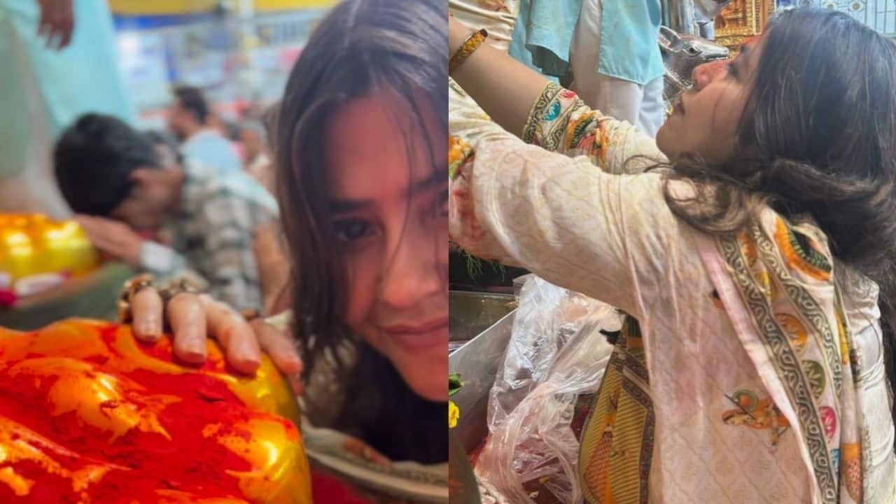 Ekta Kapoor seeks blessings at Lalbaugcha Raja during Ganesh Chaturthi