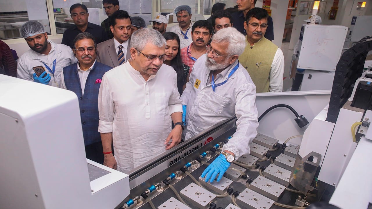 India’s Electronics Production Up 6x, Exports Jump 8x in 11 Years: Ashwini Vaishnaw