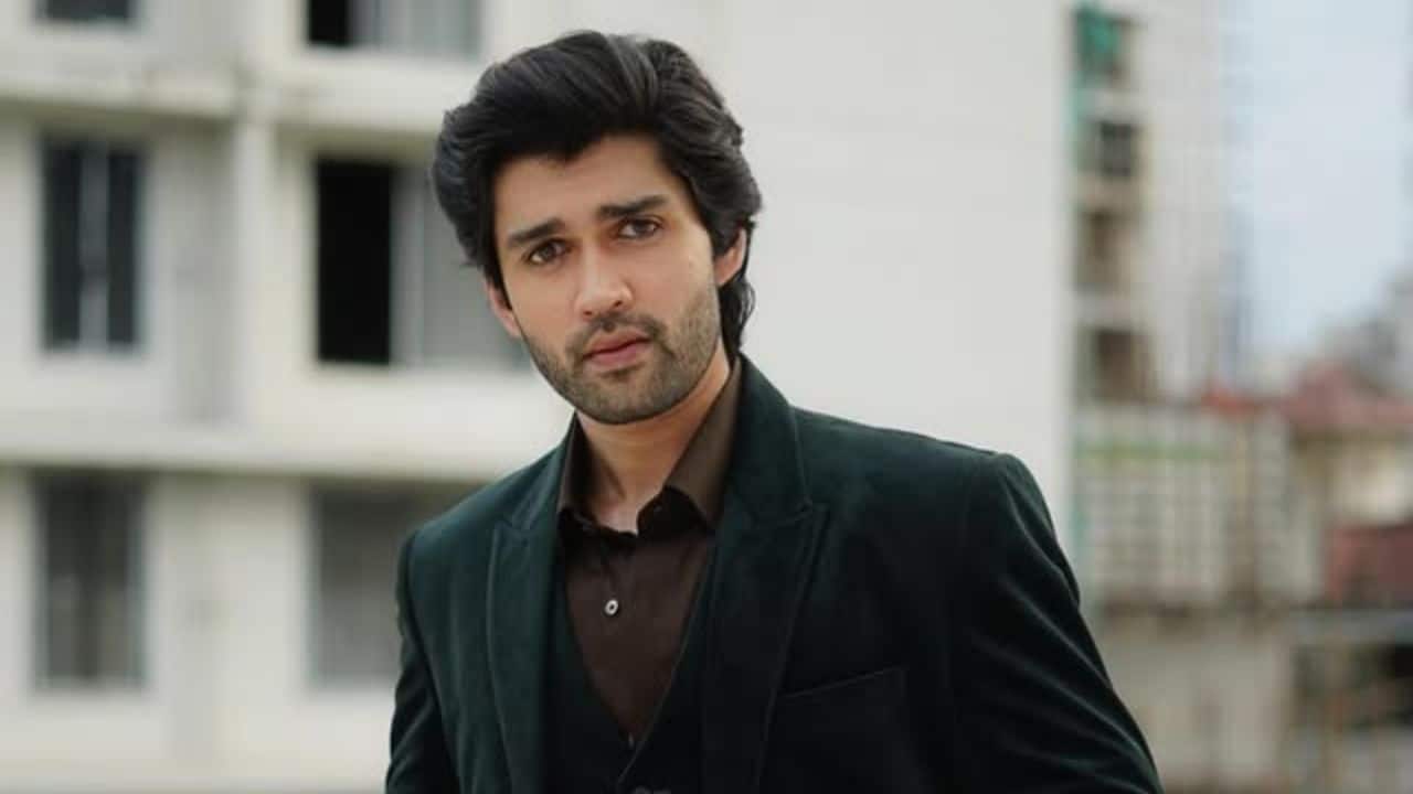 Exclusive- Karanvir Malhotra on exploring horror genre with Andhera: "Were waiting for someone from India to take that leap" Exclusive- Karanvir Malhotra on exploring horror genre with Andhera: "Were waiting for someone from India to take that leap"