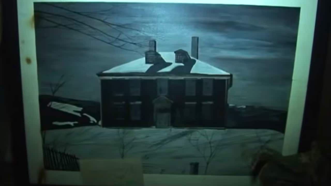 Real Ed Warren paintings on set Producers used real parts of the Warrens' paintings to try to make the movies more grounded in reality. Ed Warren's original paintings, which Lorraine lent to the production crew, were among the most eye-catching additions. The distinction between fact and fiction was blurred when these pieces of art appeared in Ed and Lorraine's home, which was a movie set.