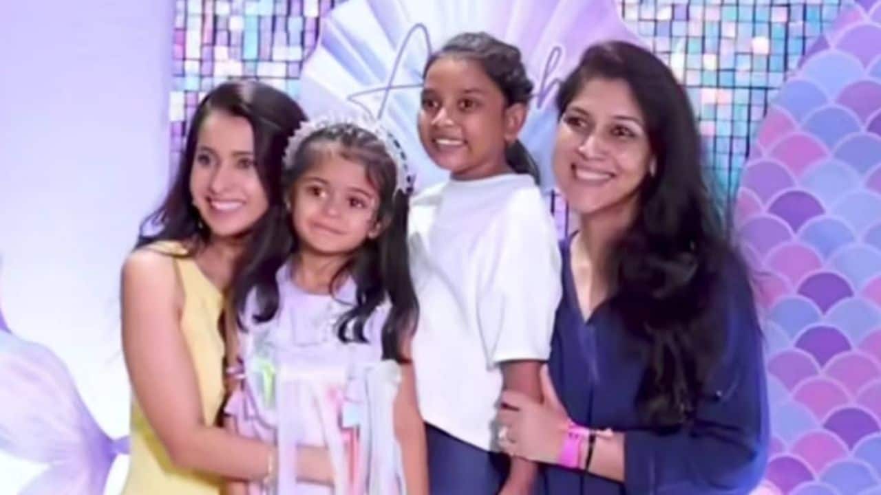 Sakshi Tanwar joins at mermaid-themed Pranitaa Pandit’s daughter’s party with daughter Dityaa