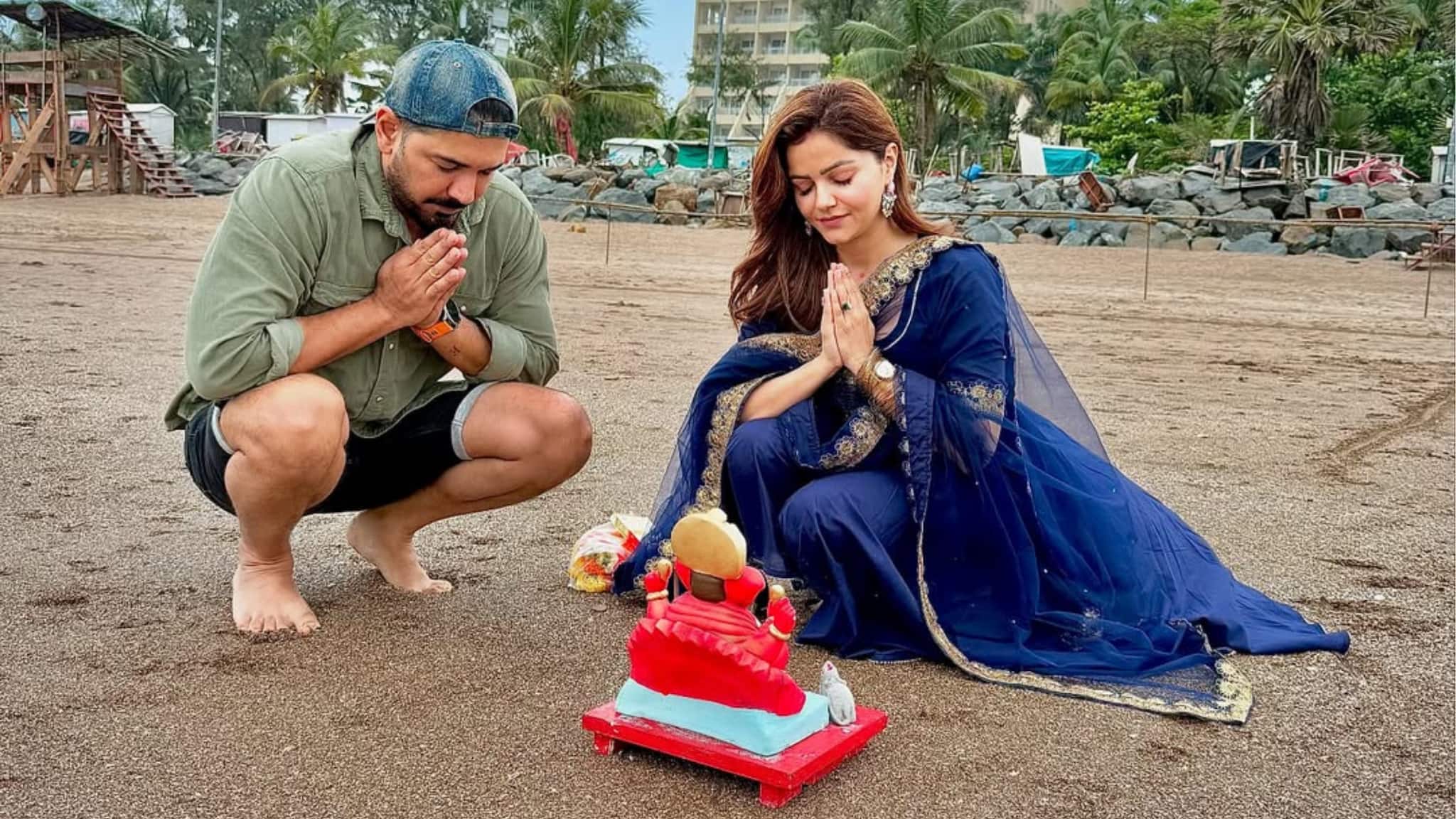 Rubina Dilaik and Abhinav Shukla bid farewell to Ganpati with Visarjan Ceremony in Mumbai