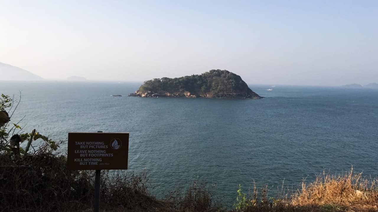 Unwind at Kurumgad – The Hidden Island Where Dolphins Dance & Skies Sparkle