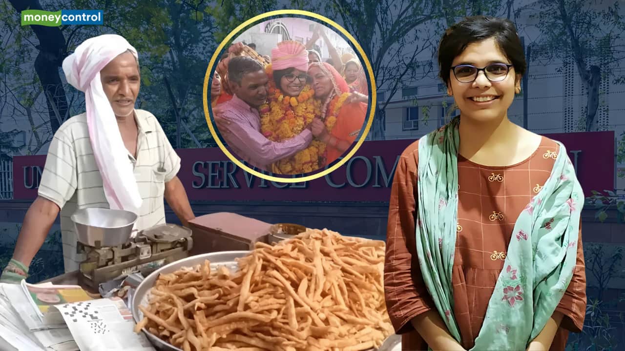 Deepesh Kumari IAS Success Story: How pakoda seller's daughter overcame struggles to clear UPSC and become an IAS officer