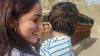 Yami Gautam shares an adorable pic with son Vedavid during trip to Leh