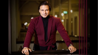Vivek also urged people from all sections of society to come forward and support cancer patients, stressing that the responsibility should not rest only with celebrities.

