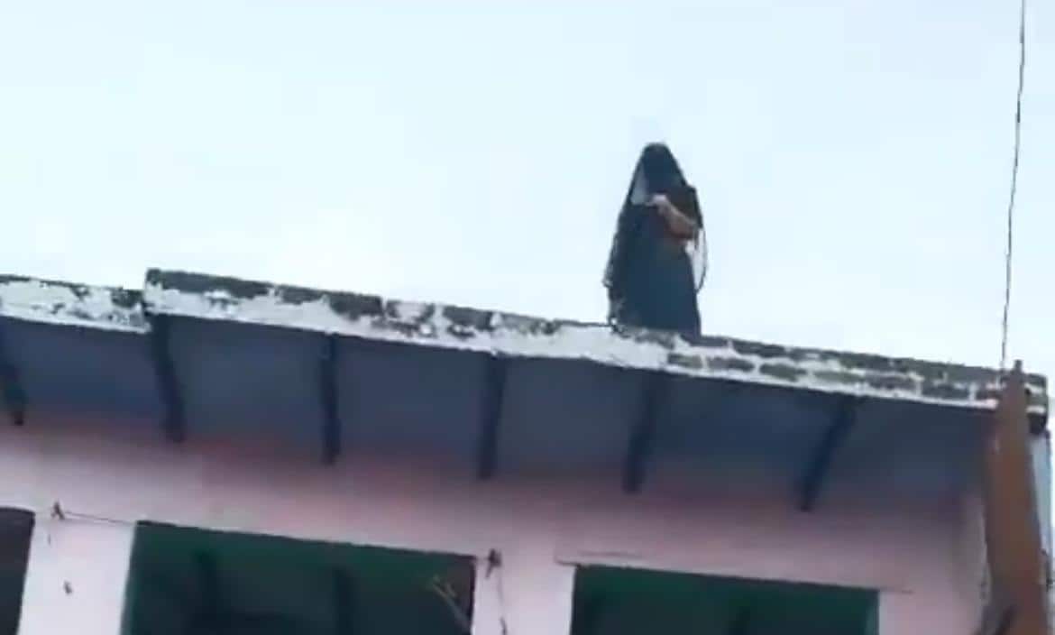 Dowry torture in Aligarh: Woman jumps off roof after husband’s dare, survives | Video