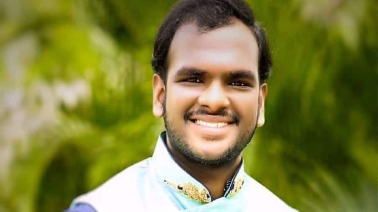 Emmanuel: A comedian from Jabardasth, a comedy show. He is well known for being part of the show for quite some time now.
