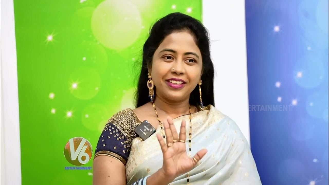 Zubeda: Wife of comedian Ali, Zubeda is a mom of three children and is a YouTuber. She runs this channel where she posts a lot of cooking videos and keeps her fans entertained.