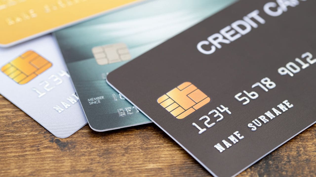 How to use your credit card to build a savings plan