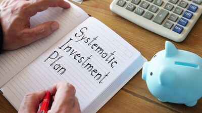 Step-up SIPs are ideal for investors whose income grows over time-such as salaried professionals, young earners, and anyone planning long-term goals.