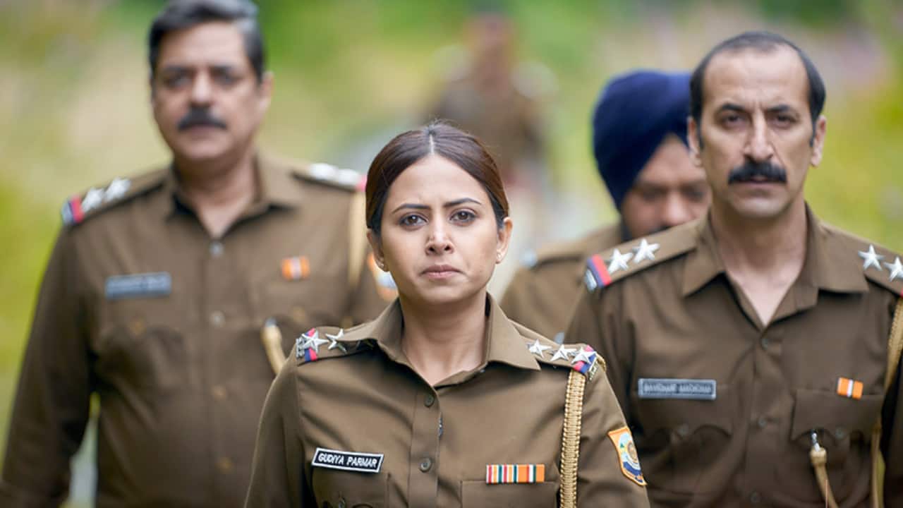 Cuttputlli Sargun starred opposite Akshay Kumar as SHO Guddan Malik in the crime thriller Cuttputlli. She received praise for her incisive, commanding performance as a strong female police officer, demonstrating her ability to strike a balance between glitz and grit on screen.