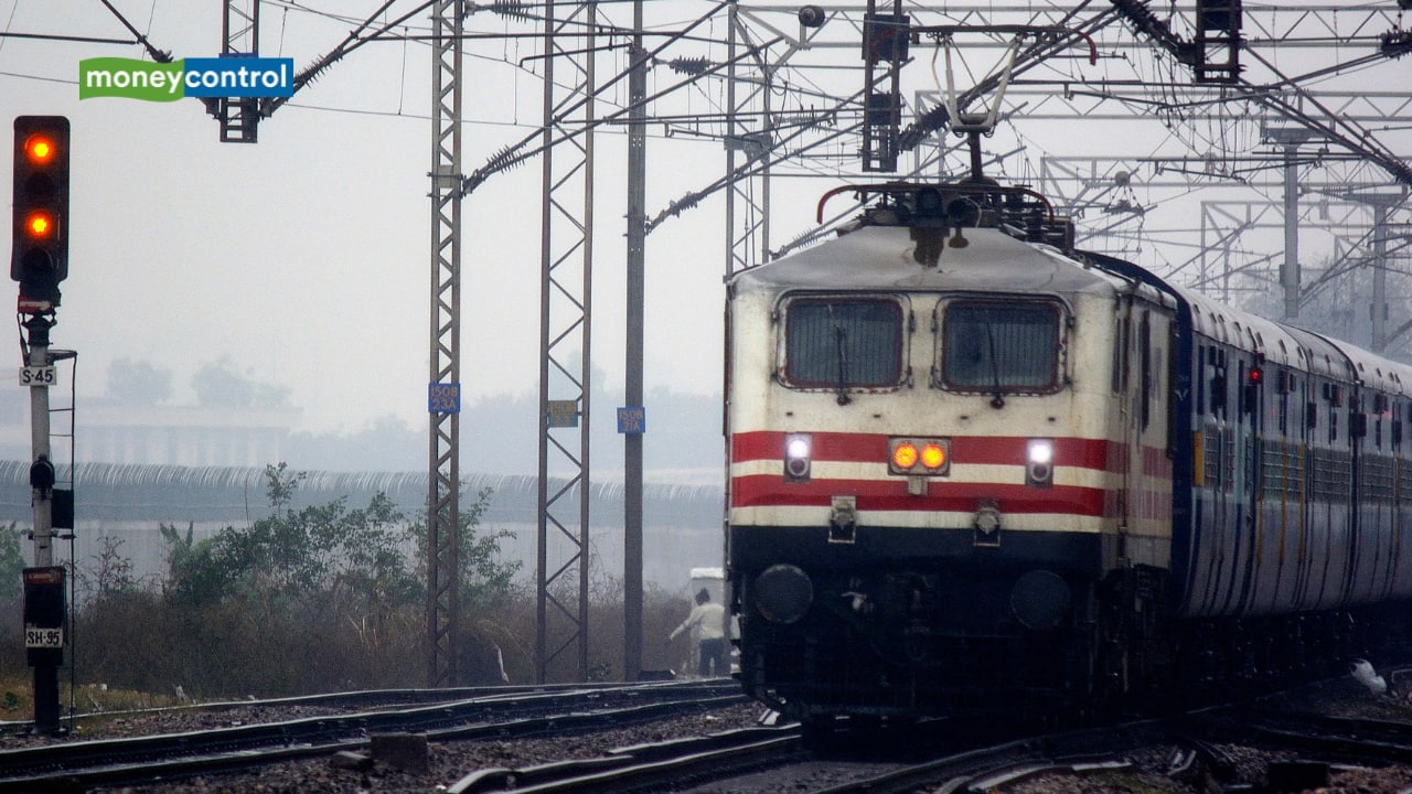 RRB Paramedical Recruitment 2025 ends tomorrow for 434 vacancies, apply here