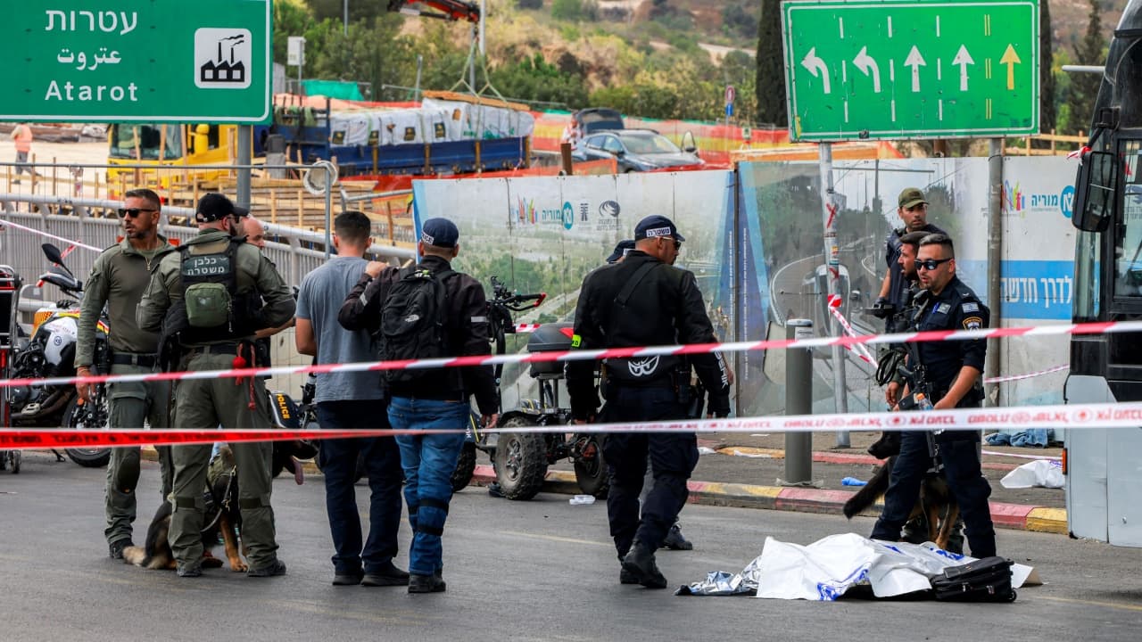 Five killed, 12 injured as gunmen open fire on bus in Jerusalem, Hamas praises ‘heroic operation’ Five killed, 12 injured as gunmen open fire on bus in Jerusalem, Hamas praises ‘heroic operation’