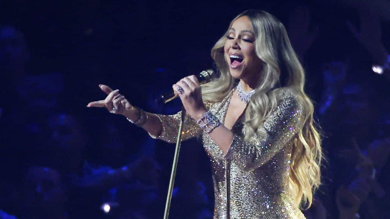 VMAs 2025: Mariah Carey honored with Vanguard Award, dazzles in $10 Million diamonds