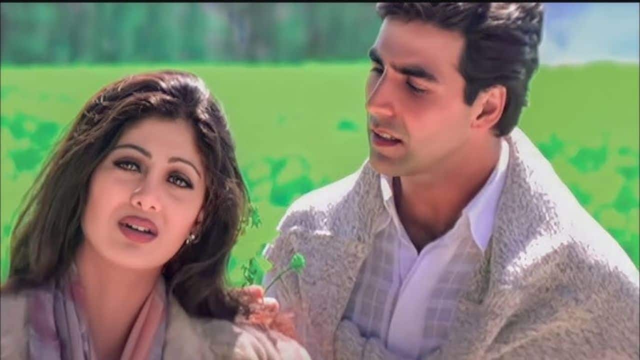 6. Dhadkan (2000) Akshay surprised everyone in Dhadkan. Playing the gentle and patient Ram, he stepped away from his usual action image. No punches, no stunts—just emotion. His calm performance made people sit up and realize, “Okay, this guy can actually act.” The love triangle with Shilpa Shetty and Suniel Shetty gave Bollywood one of its most memorable romantic dramas. 6. Dhadkan (2000) Akshay surprised everyone in Dhadkan. Playing the gentle and patient Ram, he stepped away from his usual action image. No punches, no stunts—just emotion. His calm performance made people sit up and realize, “Okay, this guy can actually act.” The love triangle with Shilpa Shetty and Suniel Shetty gave Bollywood one of its most memorable romantic dramas.