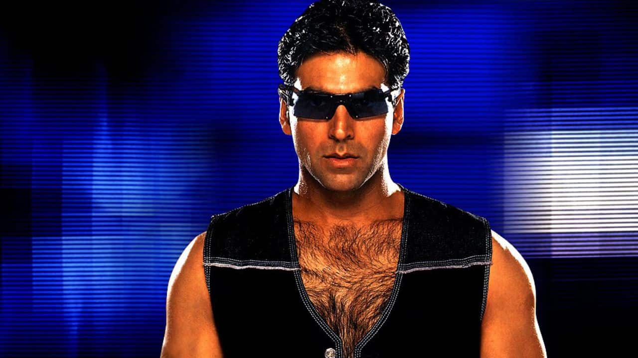 8.Ajnabee (2001) Although fans didn't anticipate Akshay playing a bad character, he was excellent as Vikram in Ajnabee. Dangerous, cunning, and smooth-talking, he dominated every scene. Audiences were astounded, critics lauded him, and he even took home awards for it. Although it was risky, it demonstrated Akshay's willingness to challenge his own persona and experiment with darker hues on screen. 8.Ajnabee (2001) Although fans didn't anticipate Akshay playing a bad character, he was excellent as Vikram in Ajnabee. Dangerous, cunning, and smooth-talking, he dominated every scene. Audiences were astounded, critics lauded him, and he even took home awards for it. Although it was risky, it demonstrated Akshay's willingness to challenge his own persona and experiment with darker hues on screen.