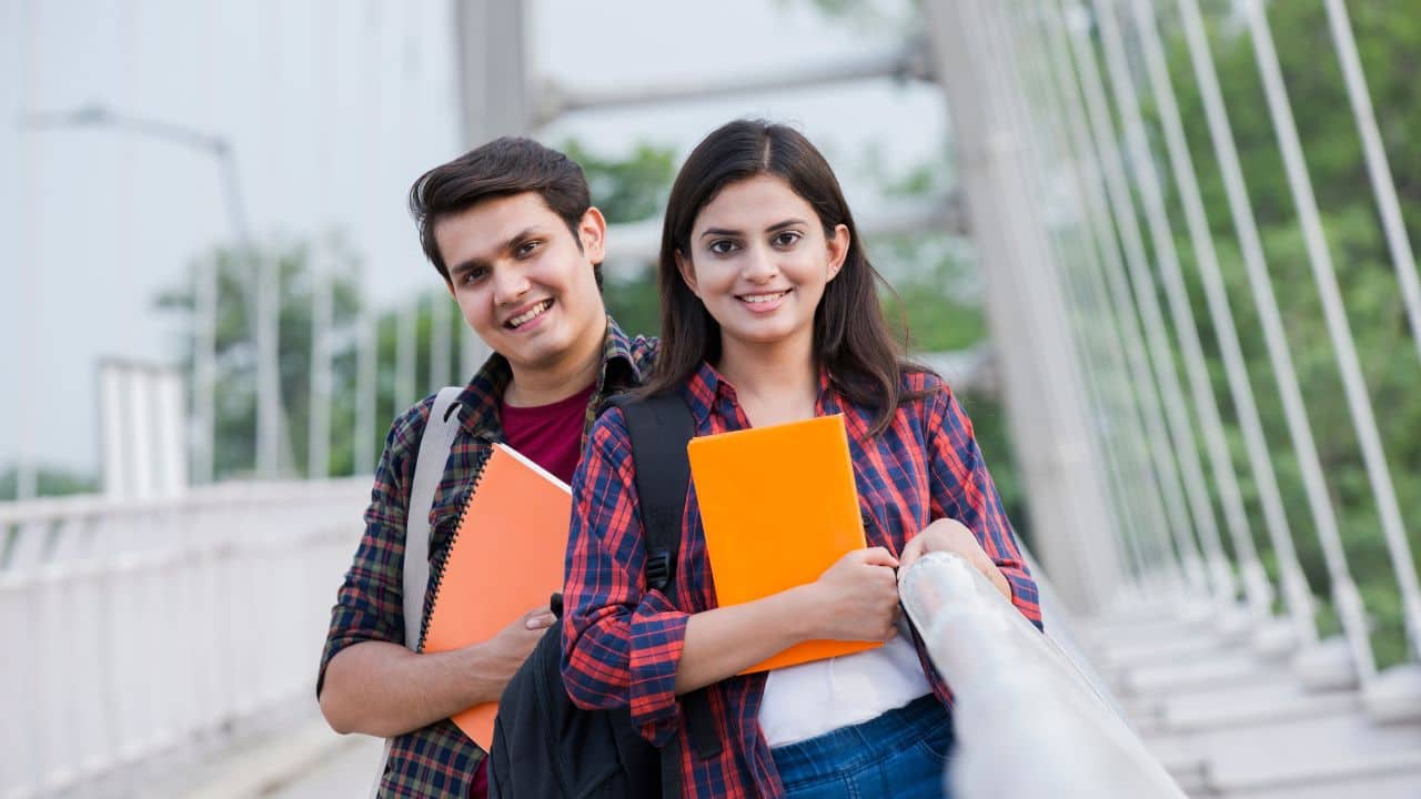 Credit score for students: Why it matters more than you think