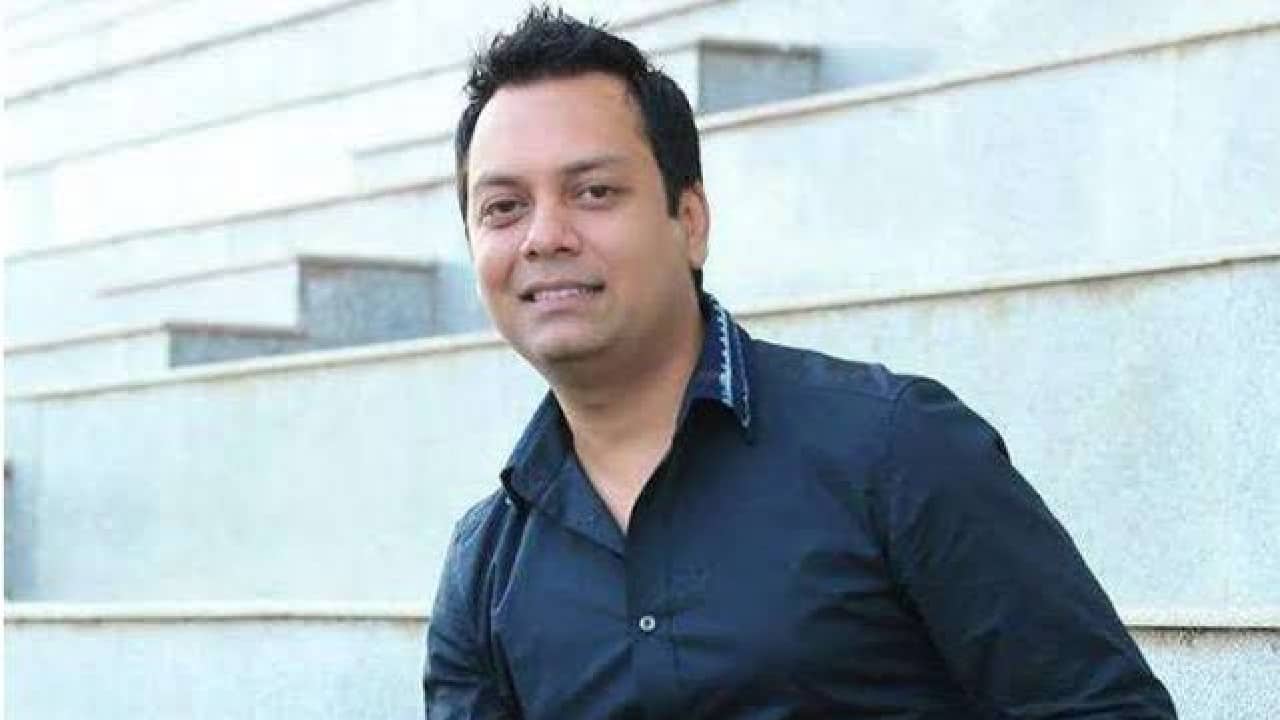Zeishan Quadri As per IMDB, After finishing his schooling in Dhanbad, he pursued his Bachelor of Business Administration (BBA) in Meerut. He graduated from Meerut with a Bachelor of Arts (BA). He worked in a Delhi call center and for HCL Computers after graduating from college before moving to Mumbai in 2008 to pursue his dream of working in film.
