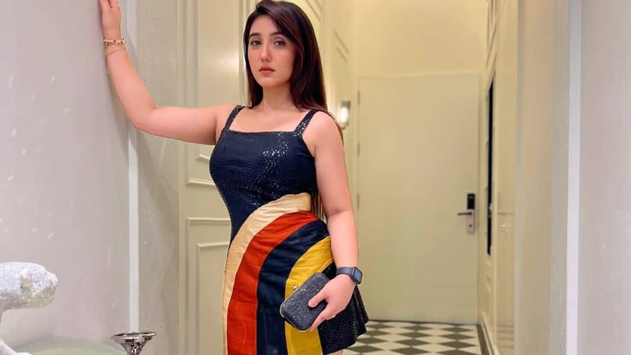 Relatable style She is a relatable style inspiration for many young people since her wardrobe choices are a clear reflection of her youthful, lively, and self-assured personality. Relatable style She is a relatable style inspiration for many young people since her wardrobe choices are a clear reflection of her youthful, lively, and self-assured personality.