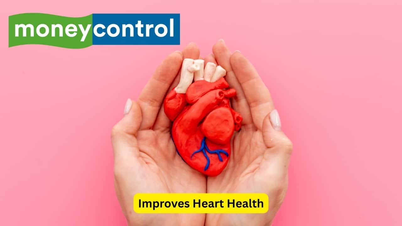 Improves Heart Health The cardiovascular system will benefit right away by reducing stress. Relieving stress with activities such as deep breathing, meditation, or simply walking in a calm space reduces blood pressure, improves blood flow, and decreases heart rate variability. It will lower your risk for heart disease, stroke, and other stress-related conditions.(Image: Canva)