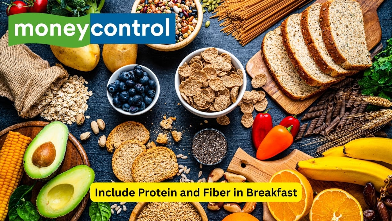 Include Protein and Fiber in Breakfast Protein and dietary fiber in the breakfast meal or morning snack will help with satiety, cravings and blood sugar balance. Protein-based meals promote sated feelings, increases normal thermogenesis and reduces total calorie intake. Foods high in dietary fiber not only help digestion, they lengthen feelings of fullness, and promote hunger management ease before noon.(Image: Canva)