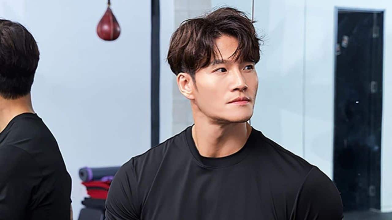 Kim Jong-kook joins G-Dragon's agency Galaxy Corporation, marks 30 years since his debut album