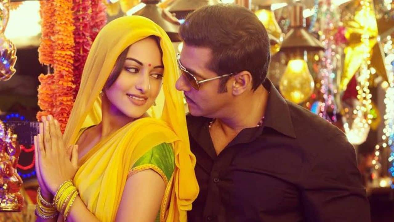 Sonakshi Sinha completes 15 years in Bollywood, says, &quot;I treat every film like my first film&quot;