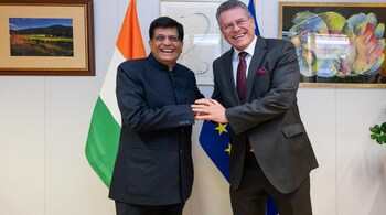 European commissioner for trade and economic security Maroš Šefčovič with commerce minister Piyush Goyal