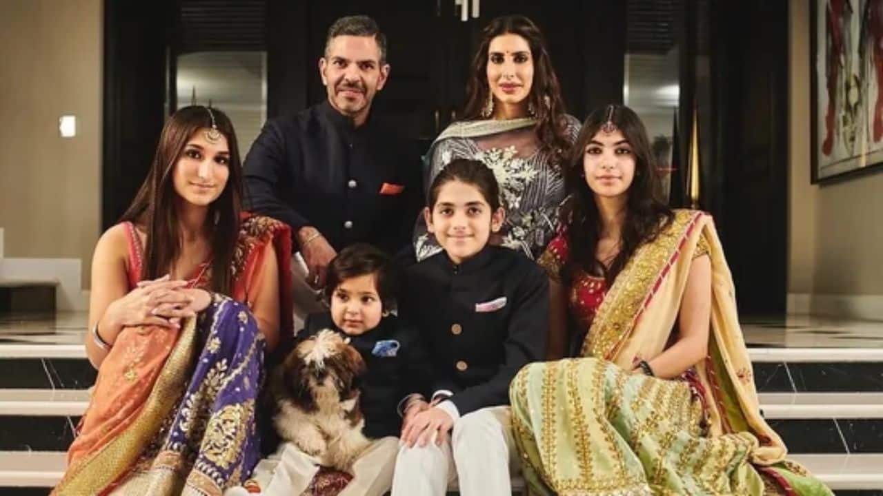 A look at Sunjay Kapur’s enduring bond with his children A look at Sunjay Kapur’s enduring bond with his children