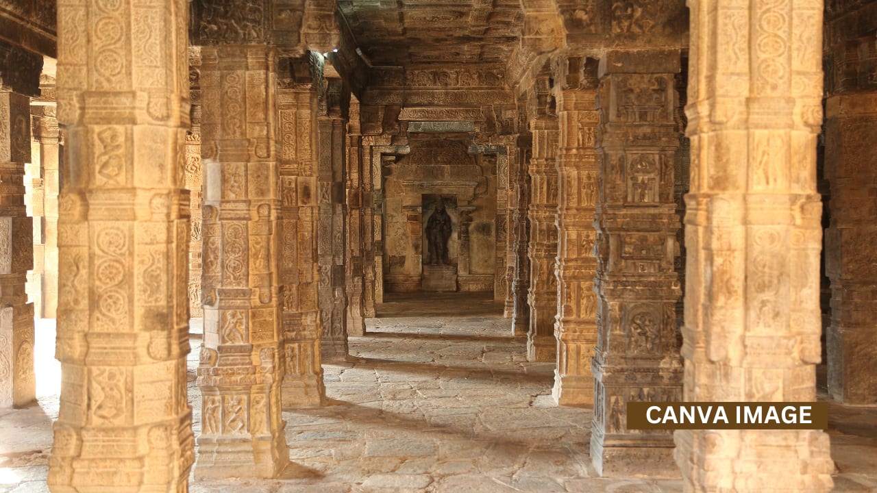 Intricate Chola pillars narrating divine tales in stone (image: canva)