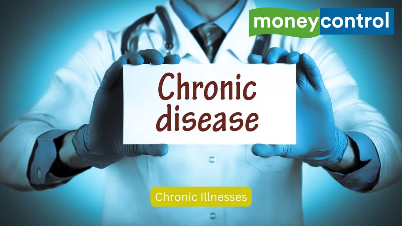 Chronic Illnesses Certain chronic health problems such as diabetes, liver disease, or autoimmune disorders can interfere with hair growth. For instance, uncontrolled diabetes affects circulation and nutrient delivery to hair follicles, leading to thinning. Managing the underlying illness with proper medical care often results in hair regrowth once the body’s overall health improves. Regular checkups and coordinated care are vital in these cases.(Image: Canva)