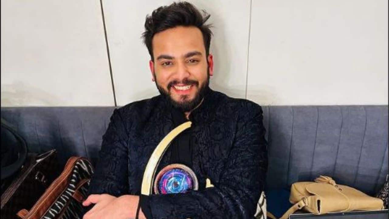 Bigg Boss OTT Breakthrough After he won Bigg Boss OTT 2, his career took off. He became well-known after the reality show exposed him to a wider audience. Bigg Boss OTT Breakthrough After he won Bigg Boss OTT 2, his career took off. He became well-known after the reality show exposed him to a wider audience.
