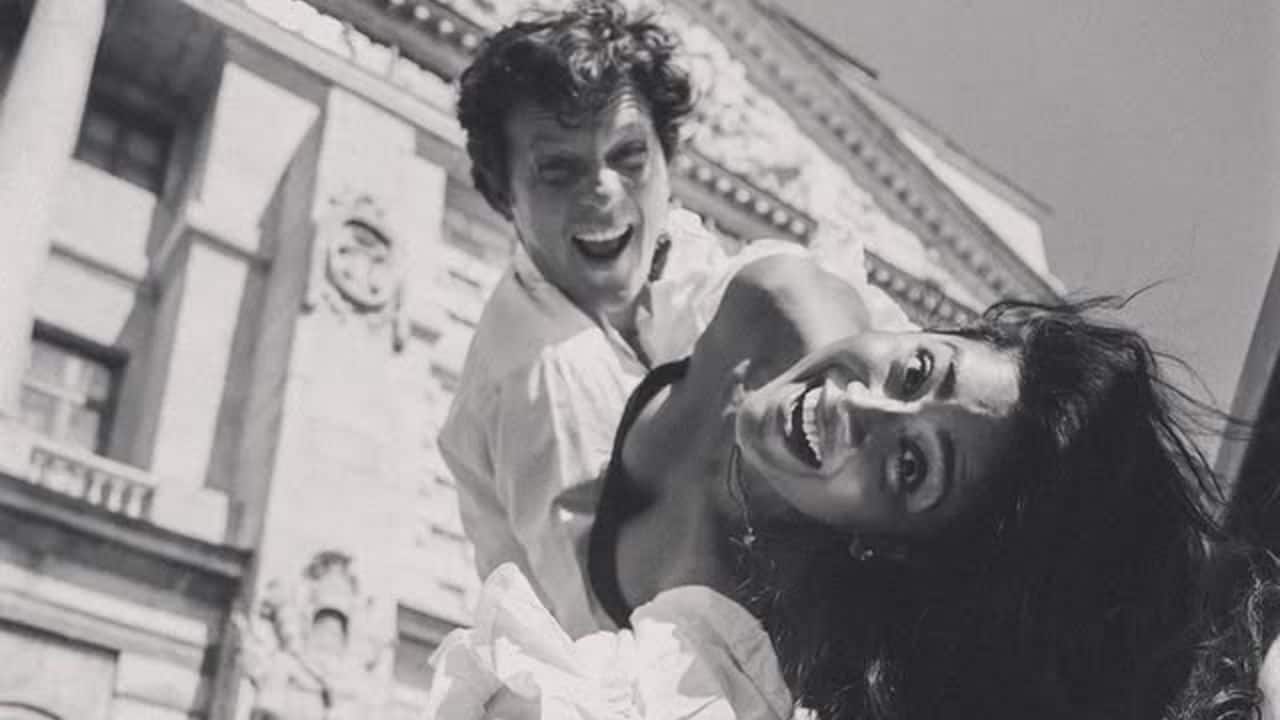 Bonding over diving The couple grew closer with their love for diving. Together, they had a number of underwater adventures, and their conversations during these dives served as the basis for their relationship. They were able to get to know one another without the typical pressures in a novel and daring way.