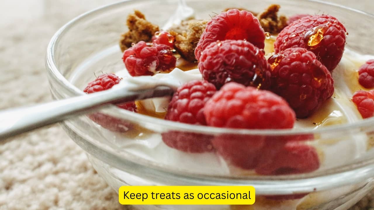 Keep treats as occasional There’s nothing wrong with one or two sweet or salty snacks, but it’s easy for these to become daily habits. Instead, offering quick and healthy alternatives like apple slices, peanut butter or yoghurt with berries can be considered. These keep children full and energised throughout the day. (Image: Canva)