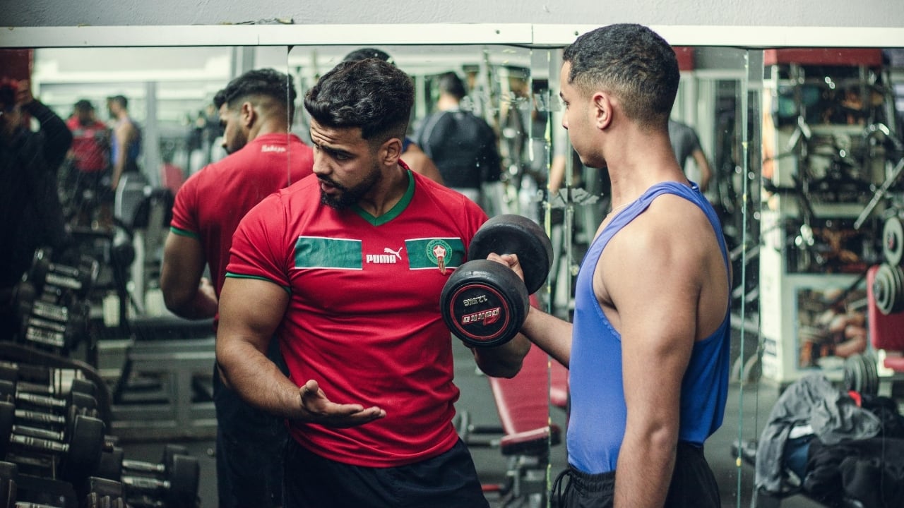 Common gym mistakes: Trying to lift too heavy too soon often leads to joint pain or injury. Be patient and focus on doing things properly, suggest fitness experts (Image: Pexels)