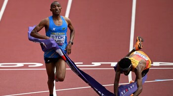 World Championships marathon gold decided by three hundredths of a second